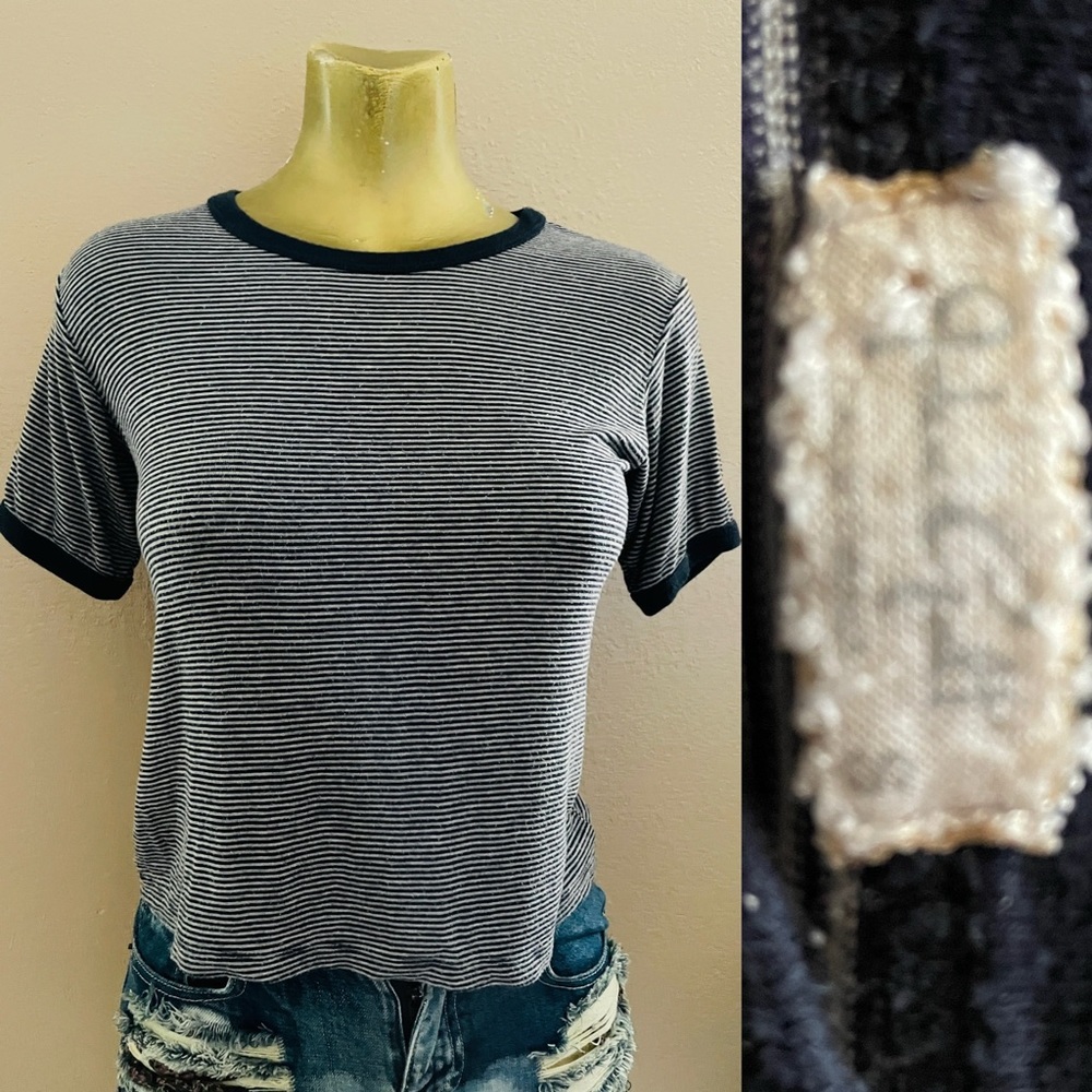 JOHN GALT California Pinstriped Cropped TEE SHIRT Top Size Small